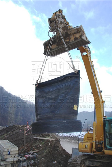 <a href=http://www.yhtyp.com/ target=_blank class=infotextkey>橡膠鴨嘴閥</a>硫化時間主要決定于溫度