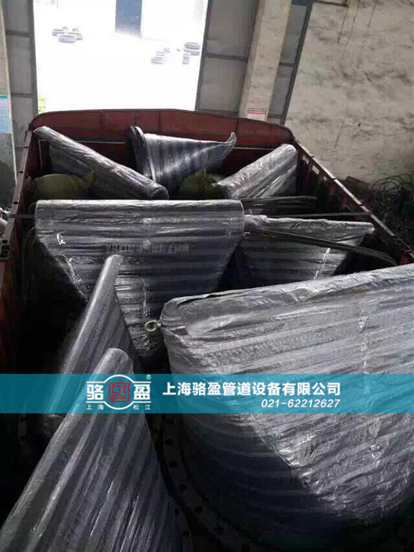 大批量法蘭式<a href=http://www.yhtyp.com/ target=_blank class=infotextkey><a href=http://www.yhtyp.com target=_blank class=infotextkey>鴨嘴閥</a></a>發貨現場