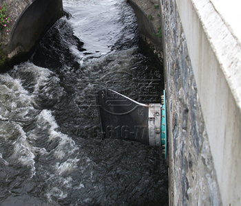 鴨嘴閥[自定義列表<h5>零部件材料</h5>
<table cellspacing=